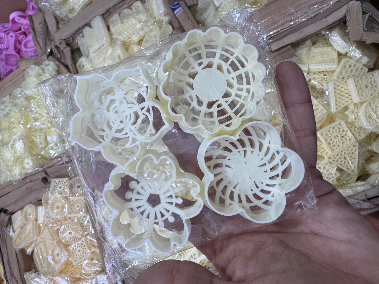 منتج لوكال رقم 60